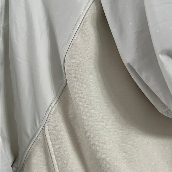 The North Face Women's Off-White Ski Jacket - Picture 7 of 10